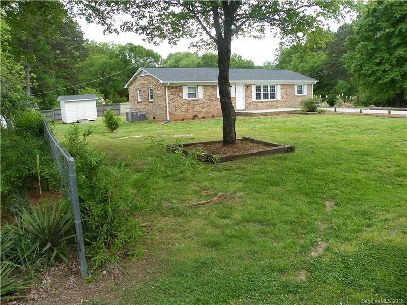 231 Keener Dr, Dallas, NC 28034