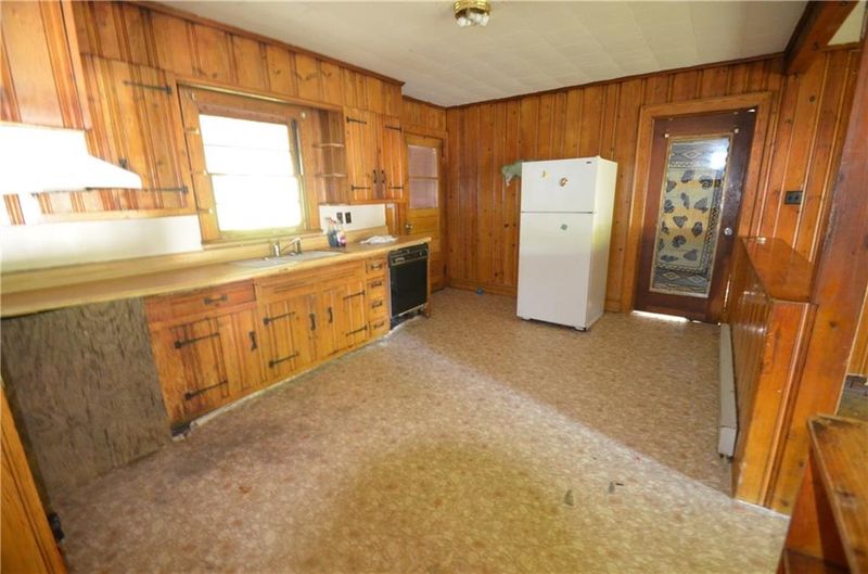 15 9th Ave, Maiden, NC 28650