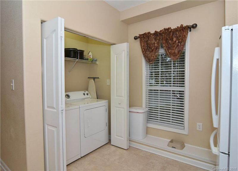 2984 Hillshire Ct, Concord, NC 28027