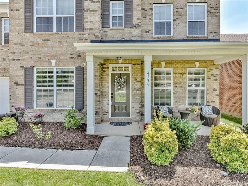 4136 Stacy Blvd, Charlotte, NC 28209