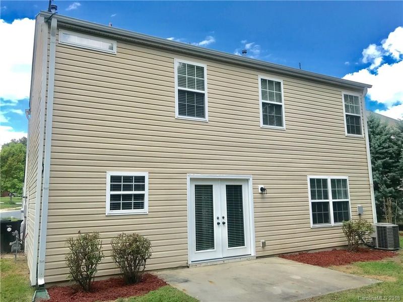 1325 Crestfield Dr #84, Charlotte, NC 28269
