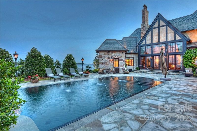 8495 Norman Estates Dr, Denver, NC 28037