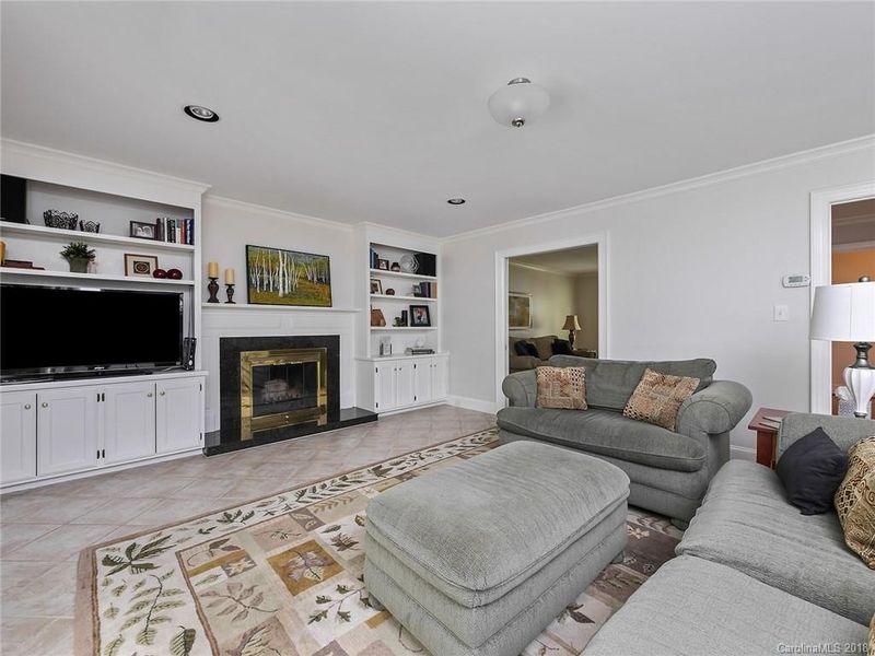 4900 Lindstrom Dr, Charlotte, NC 28226