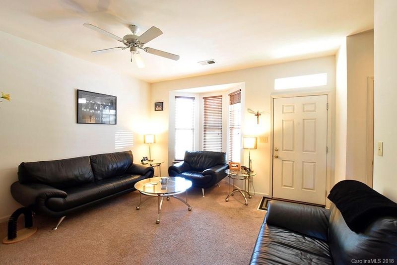 204 Stone Village Dr, Fort Mill, SC 29708