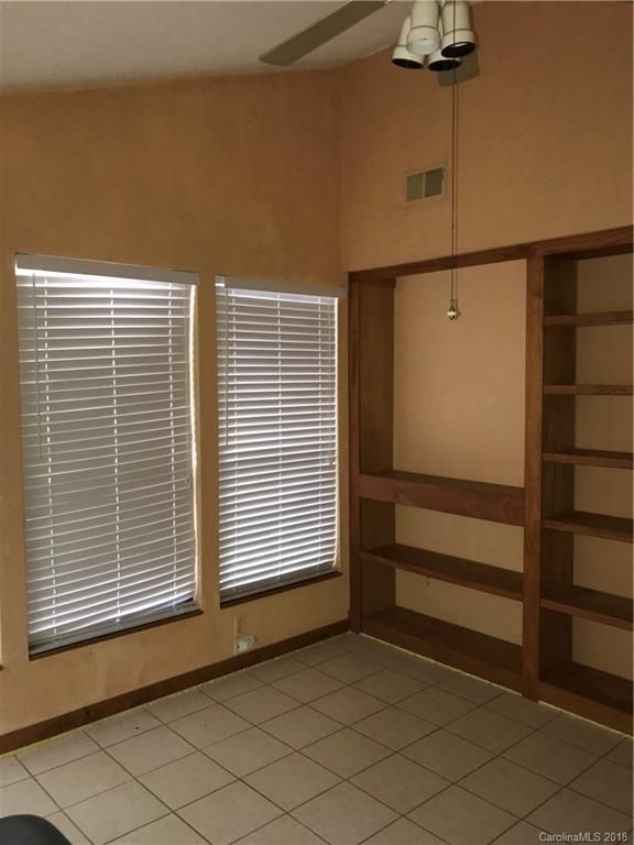 6853 Saddle Point Rd, Charlotte, NC 28212