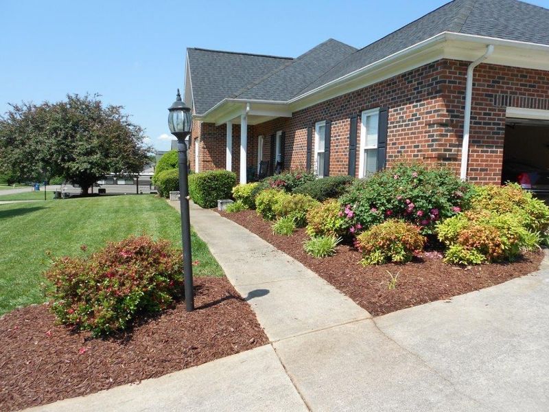 5159 Butner Dr, Hickory, NC 28602