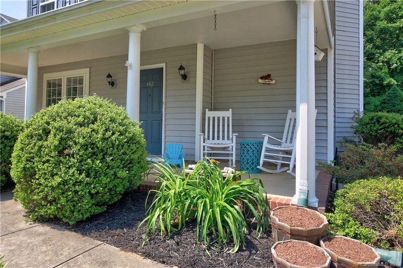 442 Mables Ct, Statesville, NC 28677