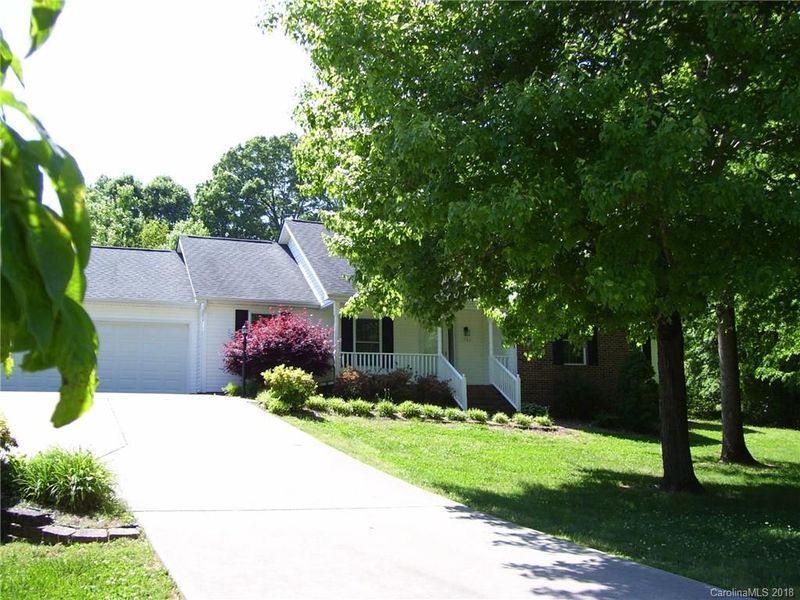 1760 Azalea Ave, Kannapolis, NC 28081
