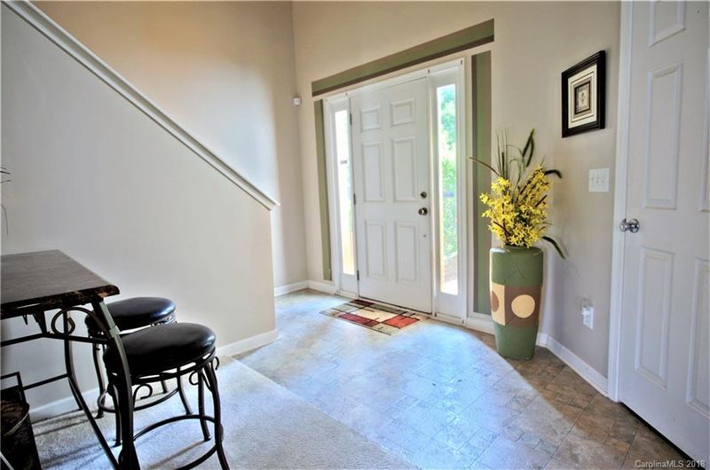 2004 Kingstree Dr #208, Monroe, NC 28112