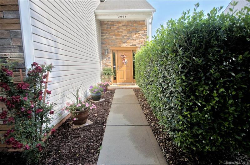 2004 Kingstree Dr #208, Monroe, NC 28112