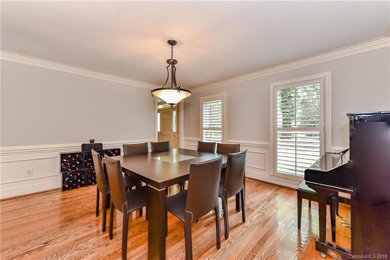 3231 Plantation Rd, Charlotte, NC 28270