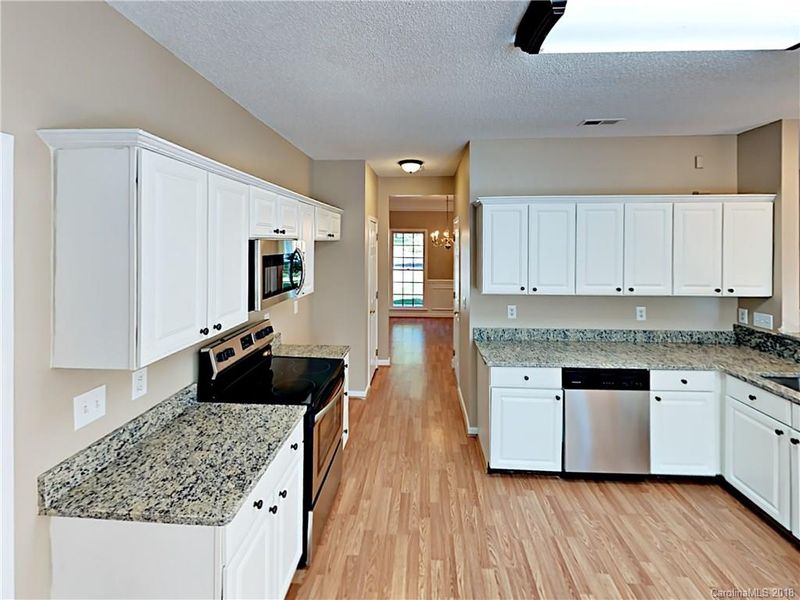 1517 Candlewyck Ct, Kannapolis, NC 28081