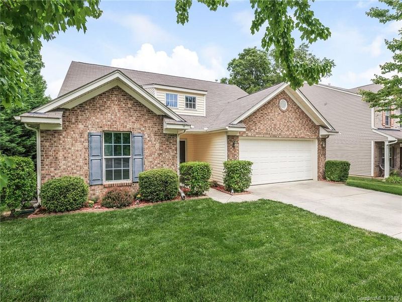 4205 Lawrence Daniel Dr, Matthews, NC 28104