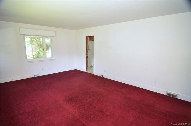 6207 Tuckaseegee Rd, Charlotte, NC 28214