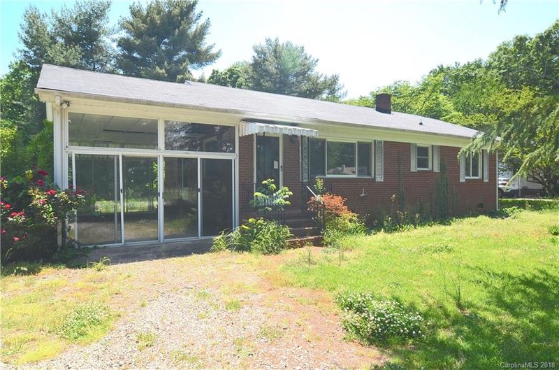 6207 Tuckaseegee Rd, Charlotte, NC 28214