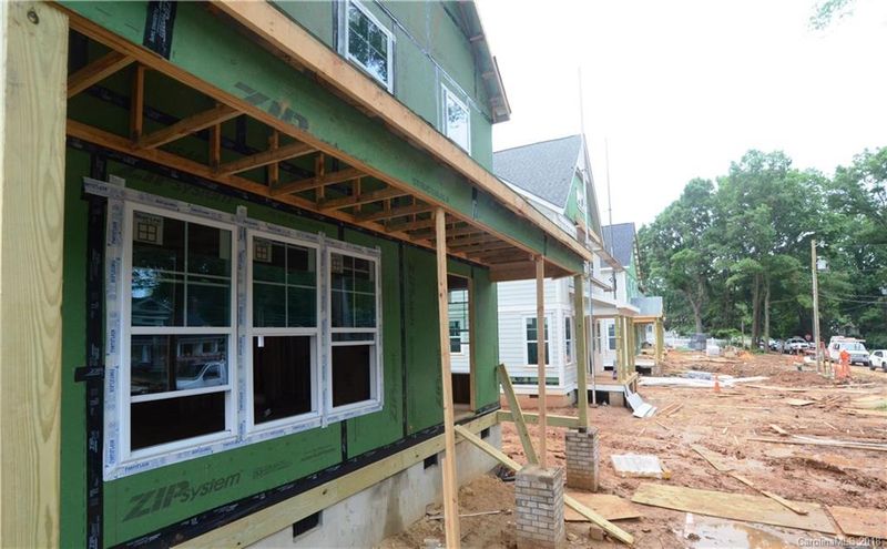342 Main St, Matthews, NC 28105