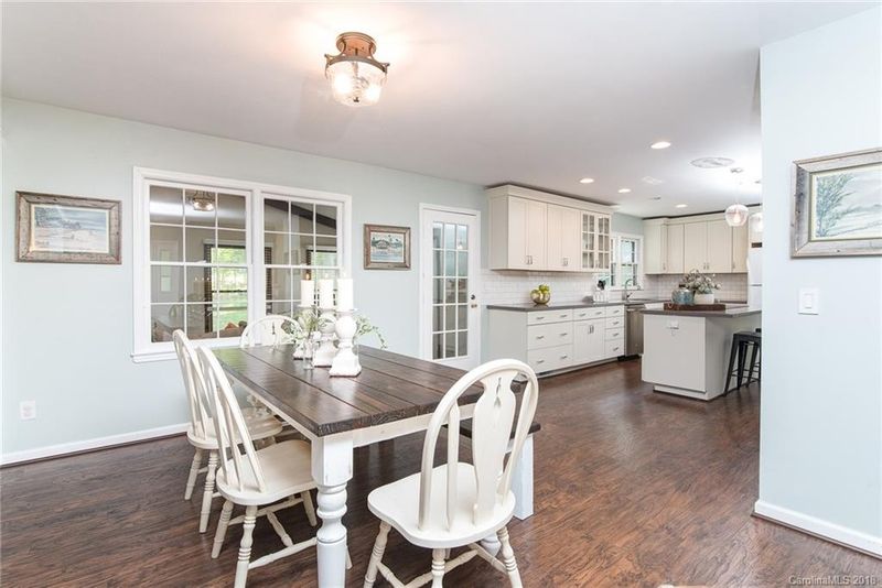10812 Painted Tree Rd, Charlotte, NC 28226