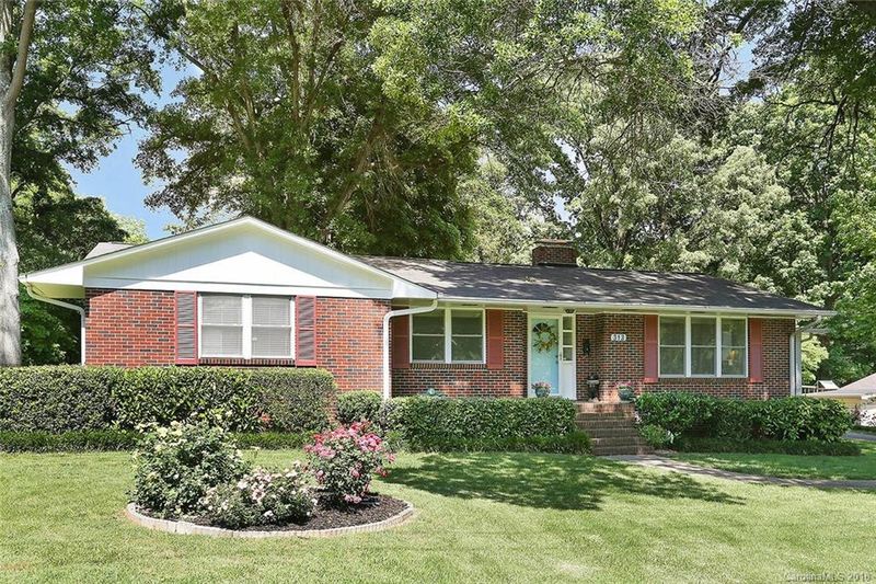 313 Armstrong Park Rd, Gastonia, NC 28054