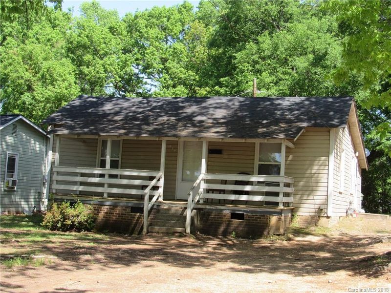 718 Central Ave, Lancaster, SC 29720