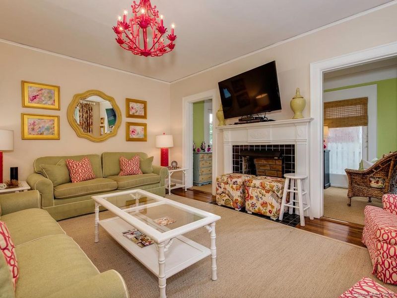 2174 Colony Rd, Charlotte, NC 28209
