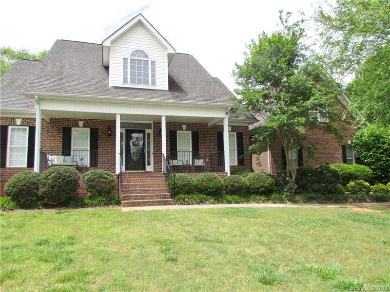 304 Forbes Ct #28, Clover, SC 29710