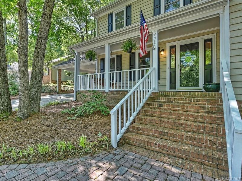 2417 Lynbridge Dr, Charlotte, NC 28270