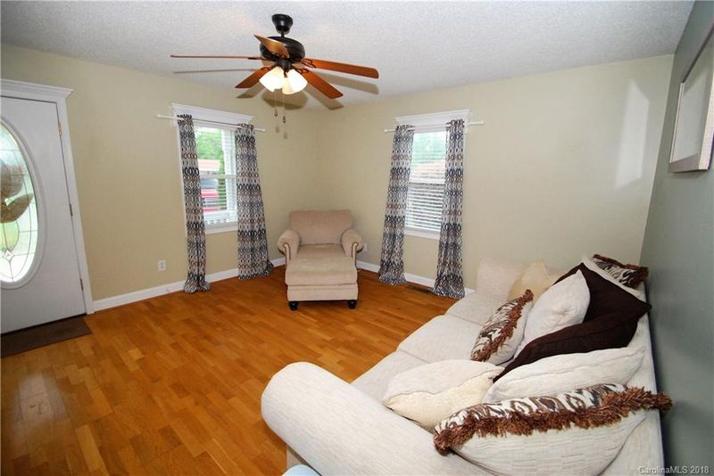 505 Gann St, Lowell, NC 28098