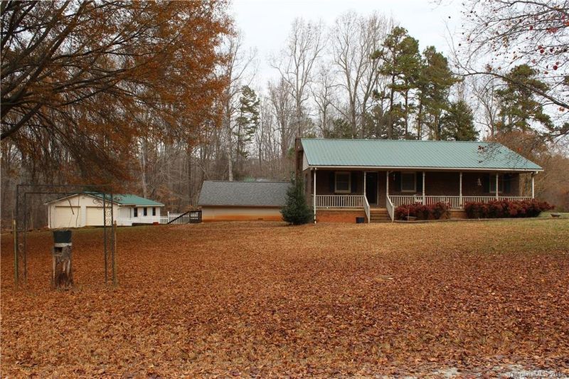 380 Gee Dr, Kannapolis, NC 28081