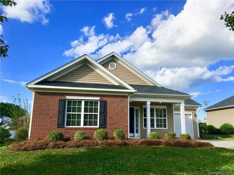 237 Valerie Dr, Lincolnton, NC 28092