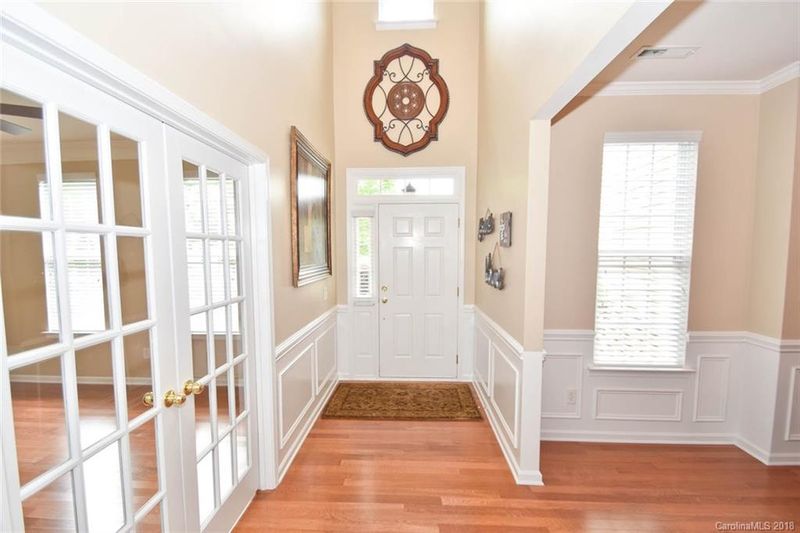 2700 Occaneechi Ct, Waxhaw, NC 28173