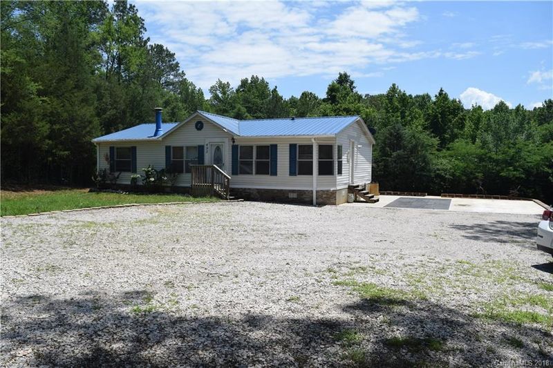 493 Sutton Springs Rd, York, SC 29745