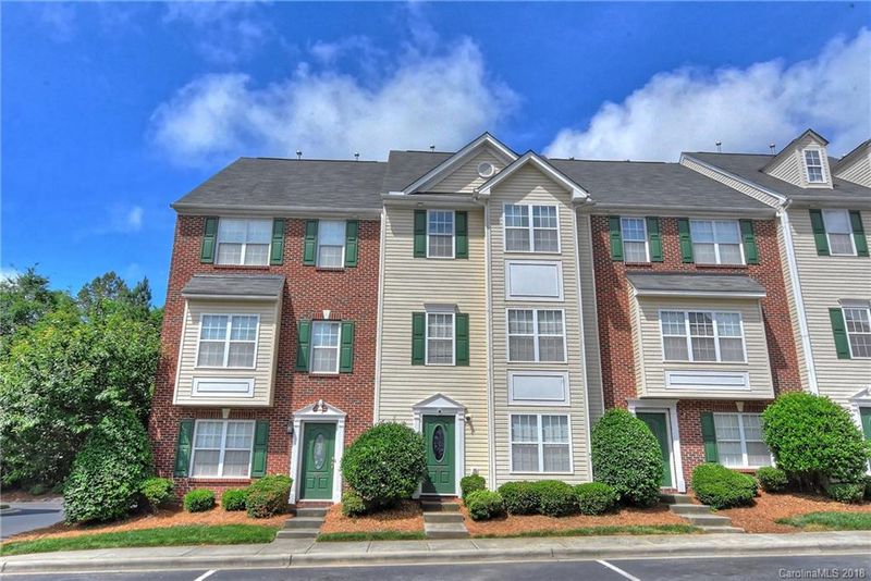 9950 Treeside Ln #9B, Matthews, NC 28105