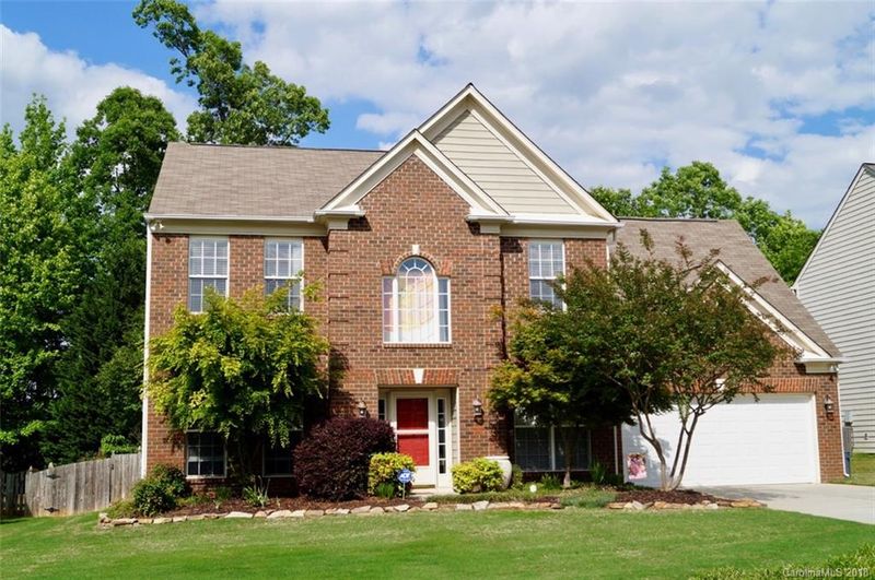 3549 Manor House Dr, Charlotte, NC 28270