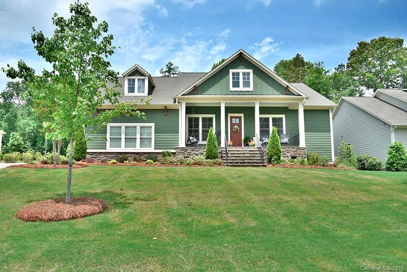 2141 Tatton Hall Rd, Fort Mill, SC 29715
