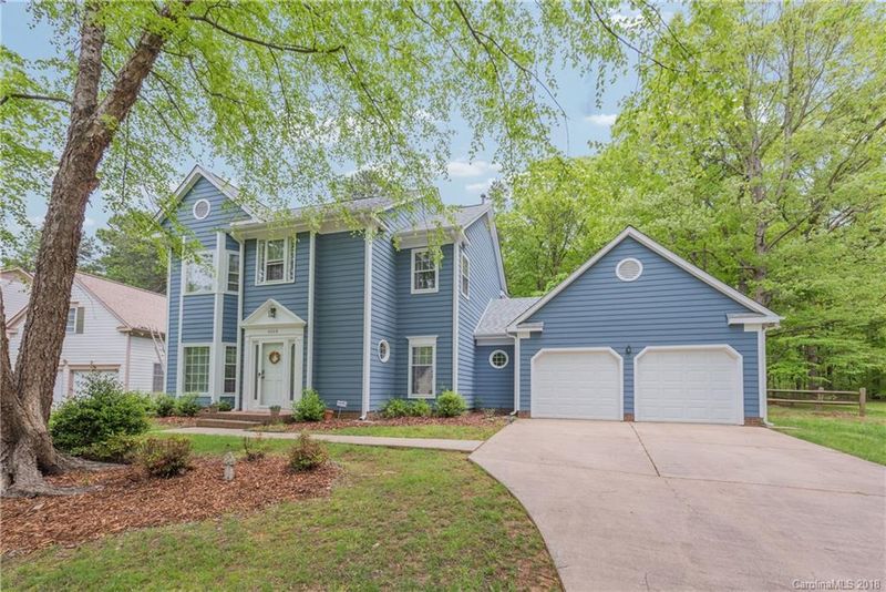 4006 Trehurst Ct, Charlotte, NC 28269
