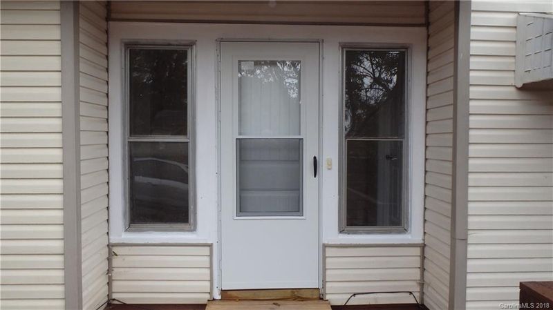 330 W Main St, Lincolnton, NC 28092