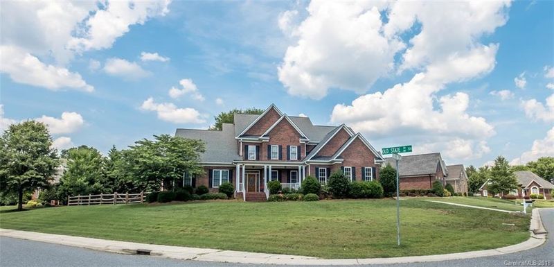 702 Old State St, Concord, NC 28027