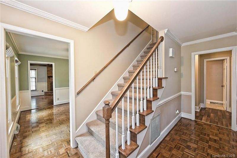512 Robin Dr, Monroe, NC 28112