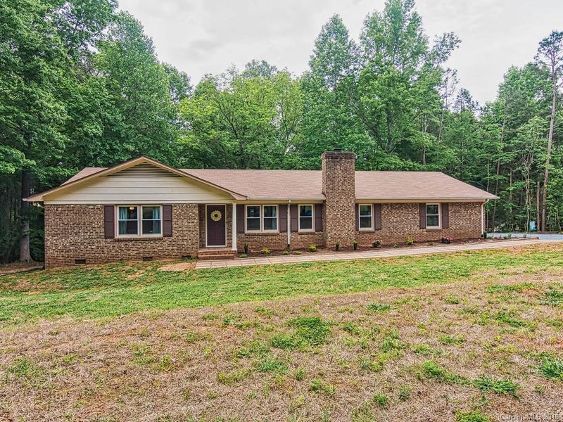 300 Yamasee Rd, Waxhaw, NC 28173