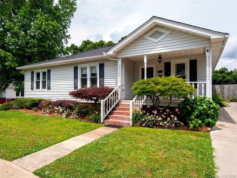 262 Eighth Ave, Cramerton, NC 28032
