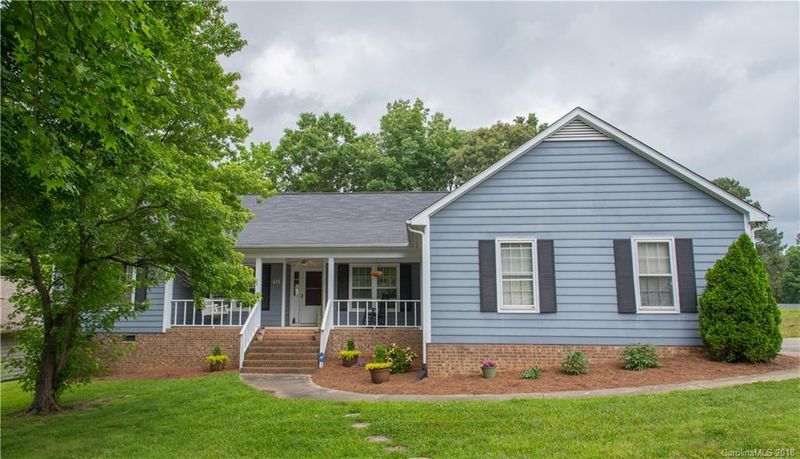 411 Tasse Pl #25, Charlotte, NC 28262