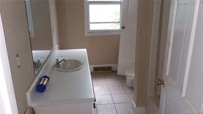 219 W 4th Ave, Gastonia, NC 28052