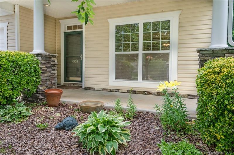 4509 Lawrence Daniel Dr, Matthews, NC 28104