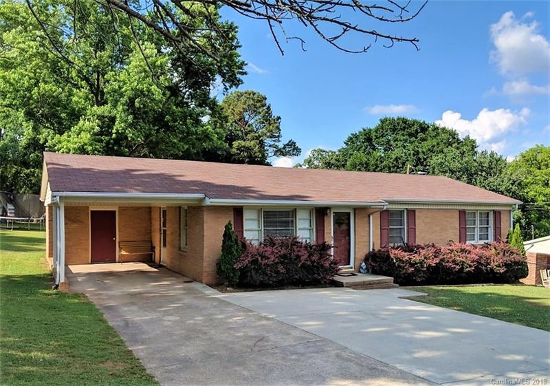 2240 Glenraven Ave, Gastonia, NC 28052