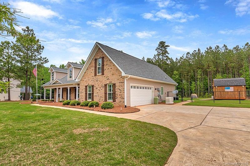 3064 Glenmoor Rd #8, York, SC 29745