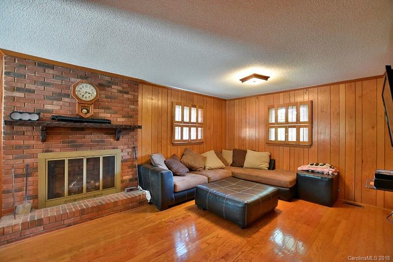 1537 Emerson Dr, Rock Hill, SC 29730