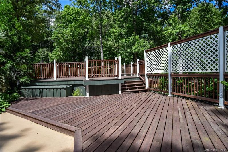 2856 Wimbledon Dr, Gastonia, NC 28056