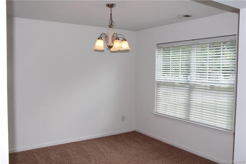 1609 Summit Ridge Ln, Kannapolis, NC 28083