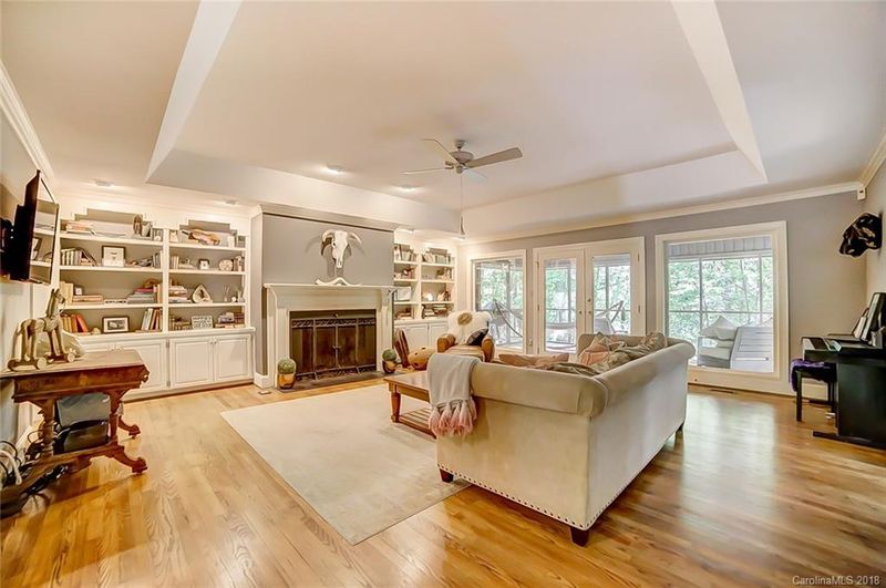 301 Eagles Walk, Gastonia, NC 28056