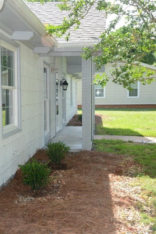 5209 Ansel Ln, Charlotte, NC 28216